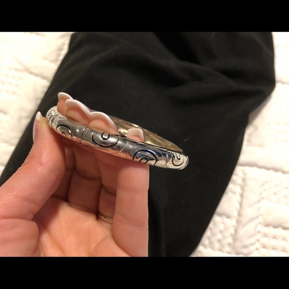 Lia Sophia Bracelet - Picture 1 of 2